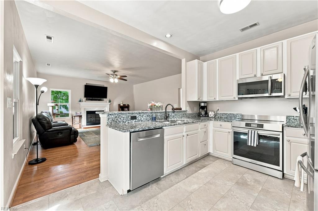 1805 Crestwynd Dr Property Photo 11