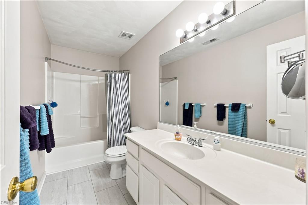 1805 Crestwynd Dr Property Photo 41