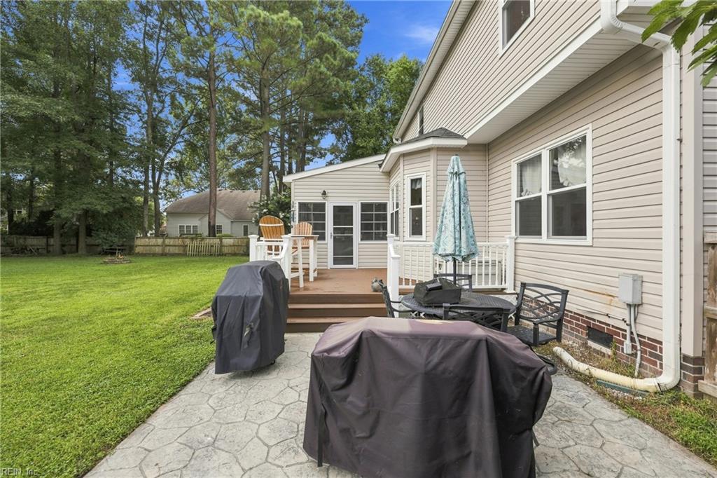 1805 Crestwynd Dr Property Photo 46