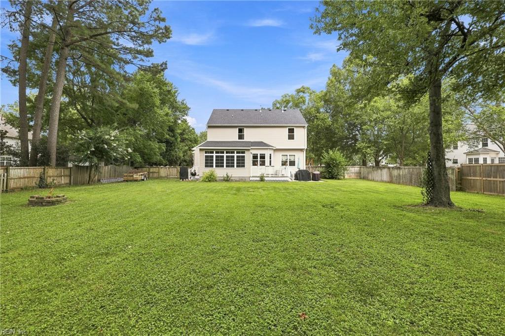 1805 Crestwynd Dr Property Photo 49