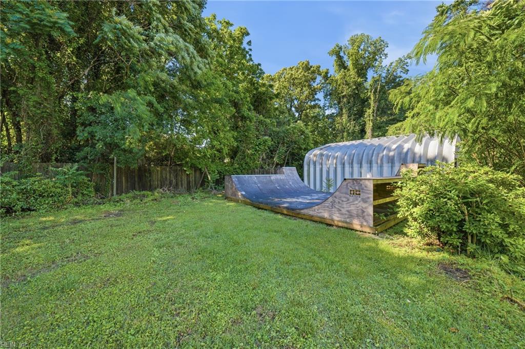 101 Highland Ave Property Photo 39