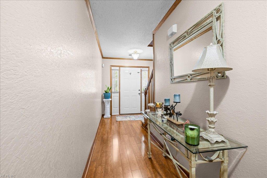 2545 Farmworth Trl Property Photo 7
