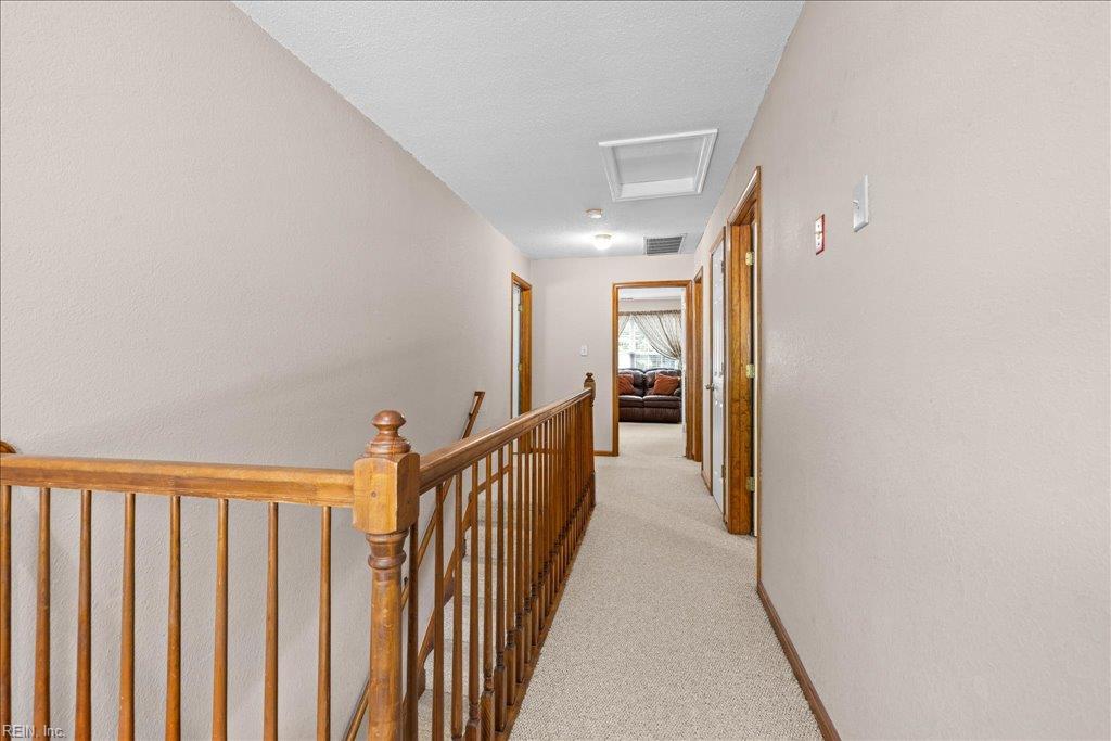 2545 Farmworth Trl Property Photo 17