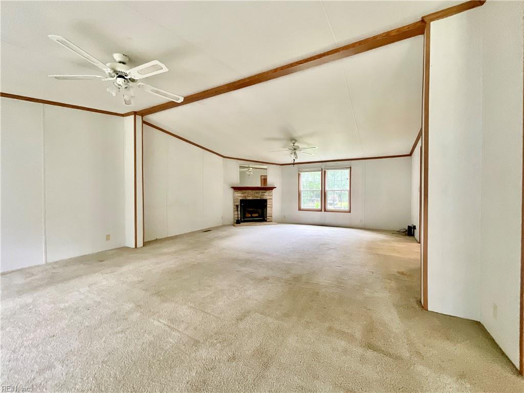 1225 Lynchs Corner Rd Property Photo 3