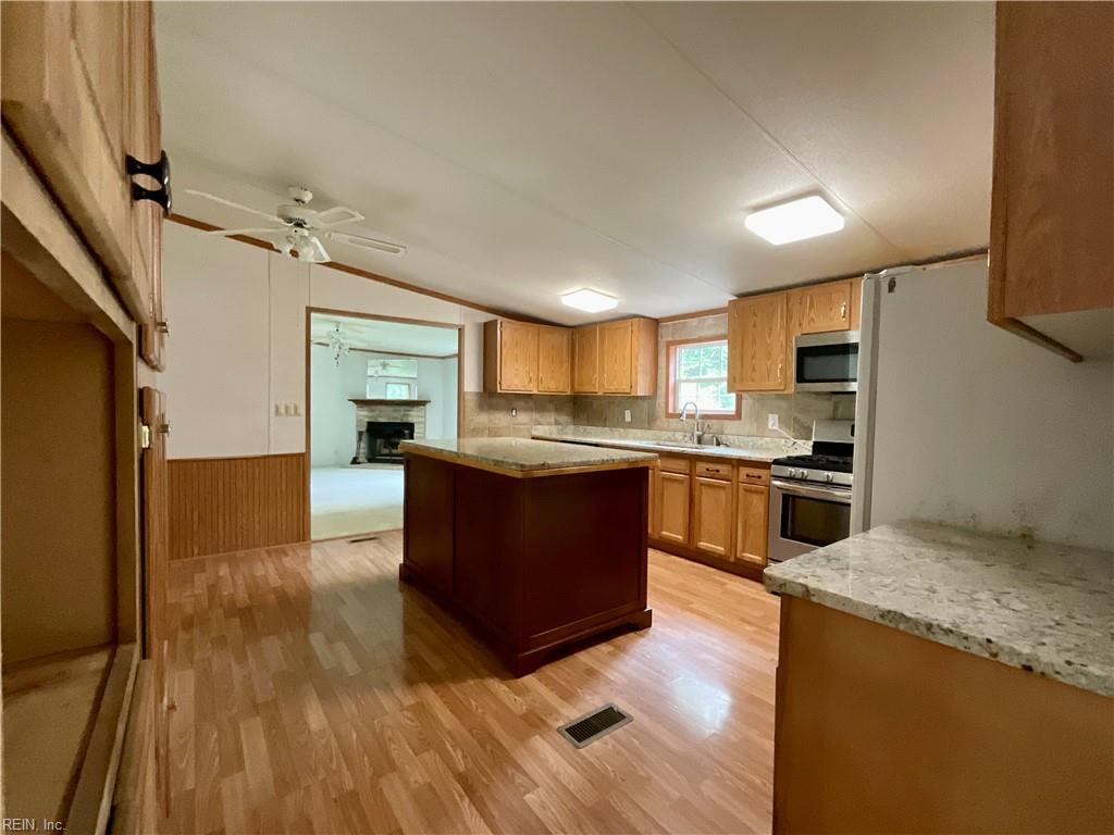 1225 Lynchs Corner Rd Property Photo 10