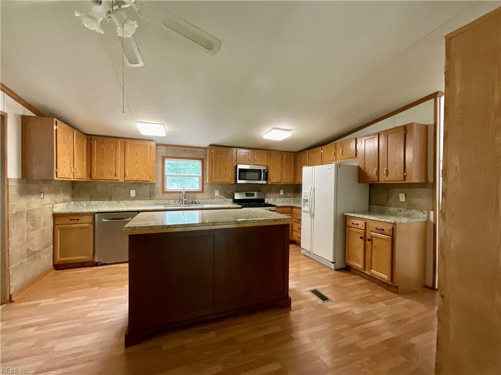 1225 Lynchs Corner Rd Property Photo 11