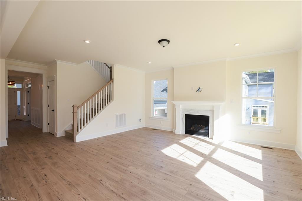 Mm Colfax Property Photo 16