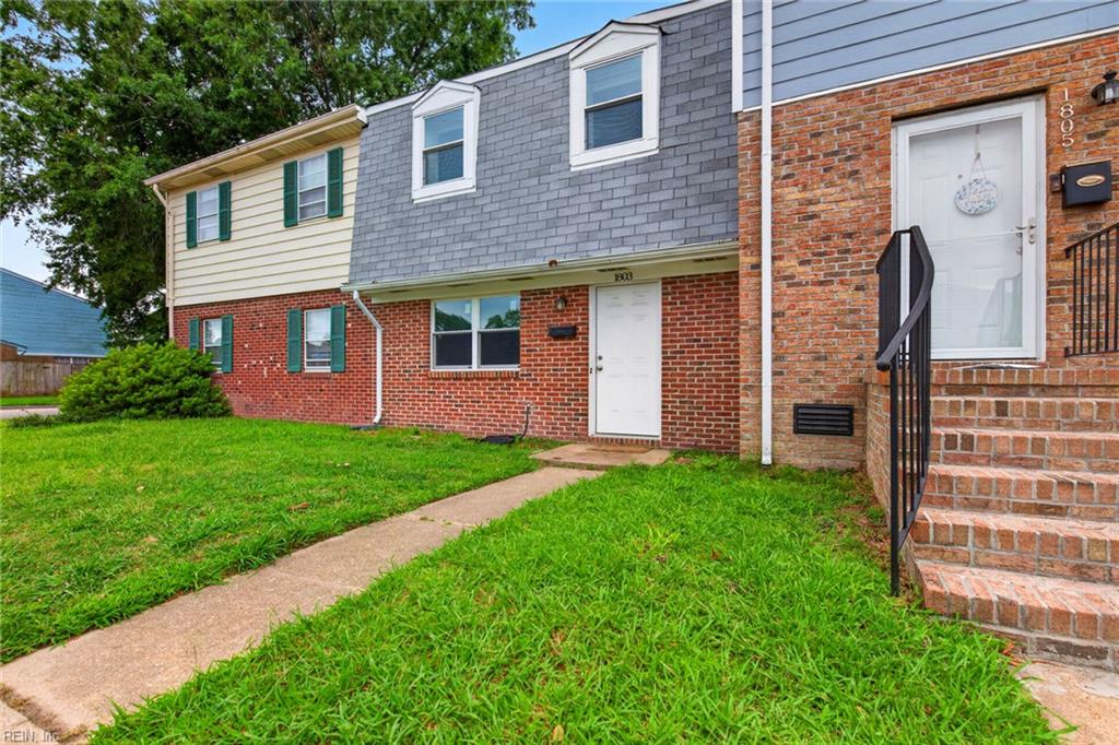 1803 Olde Buckingham Rd Property Photo 2