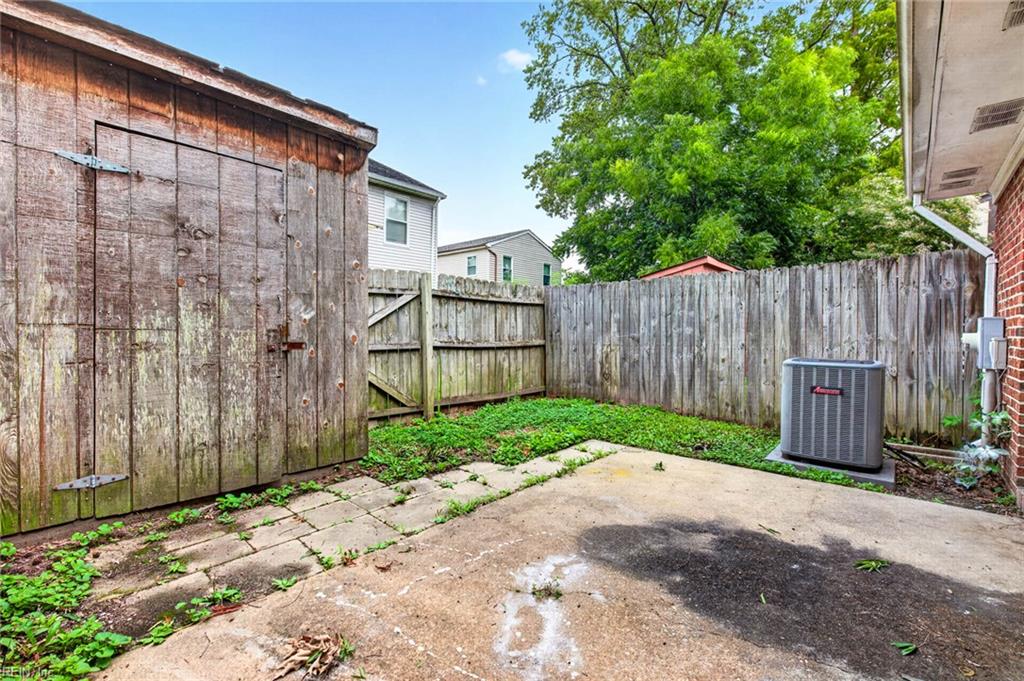 1803 Olde Buckingham Rd Property Photo 48