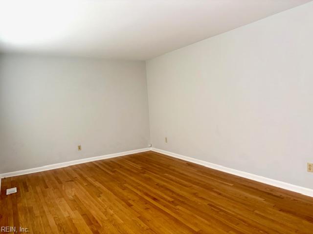 861 Cascade Dr Property Photo 4