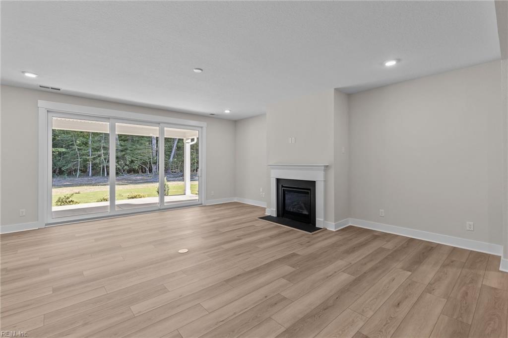 Mm Windsor At River Club Property Photo 41