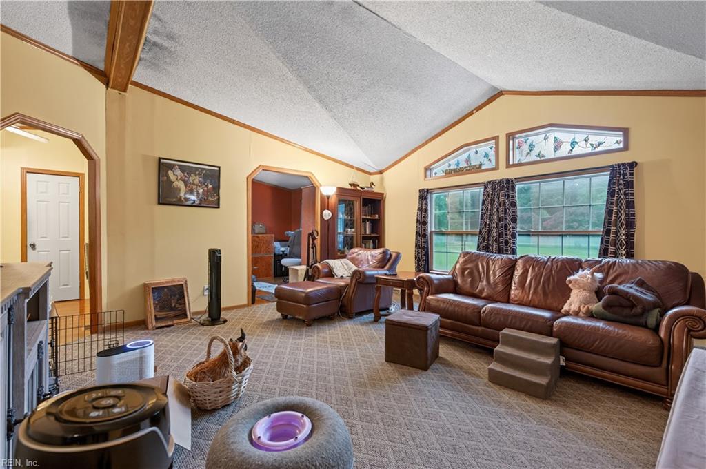 6807 Short Ln Property Photo 5