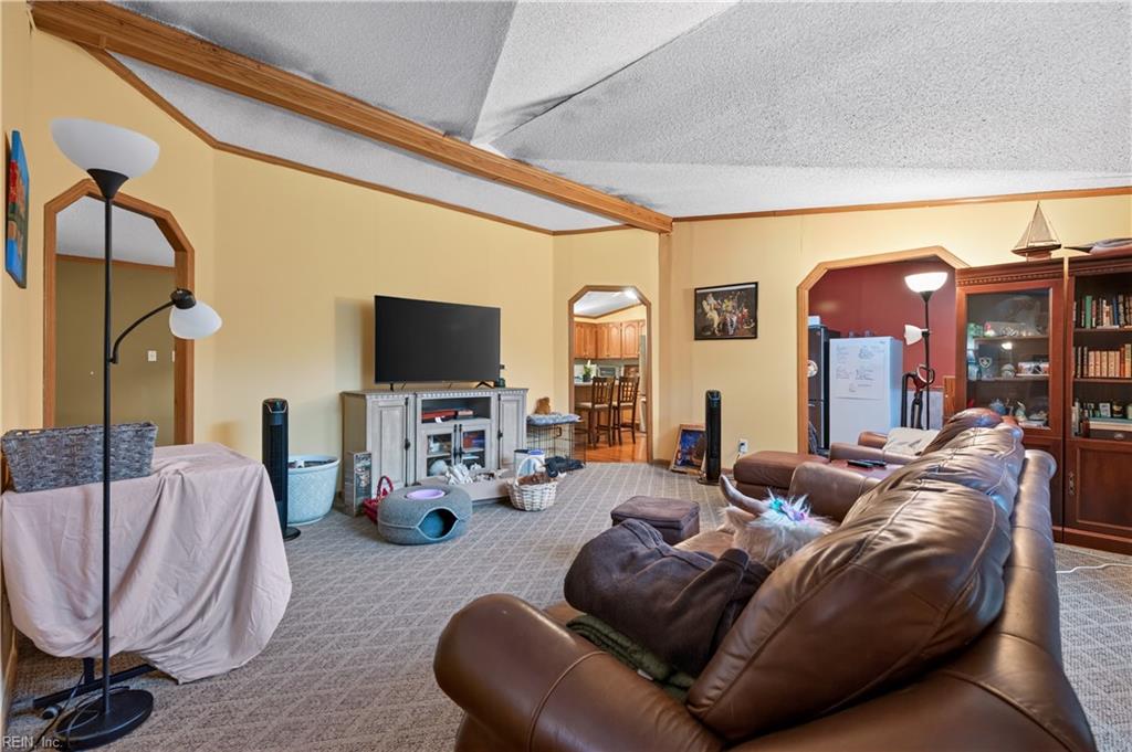 6807 Short Ln Property Photo 7