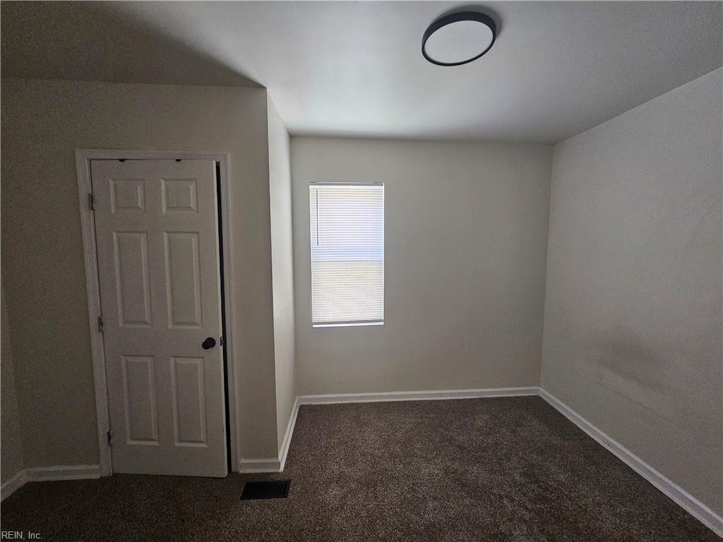 1221 29th St Property Photo 10