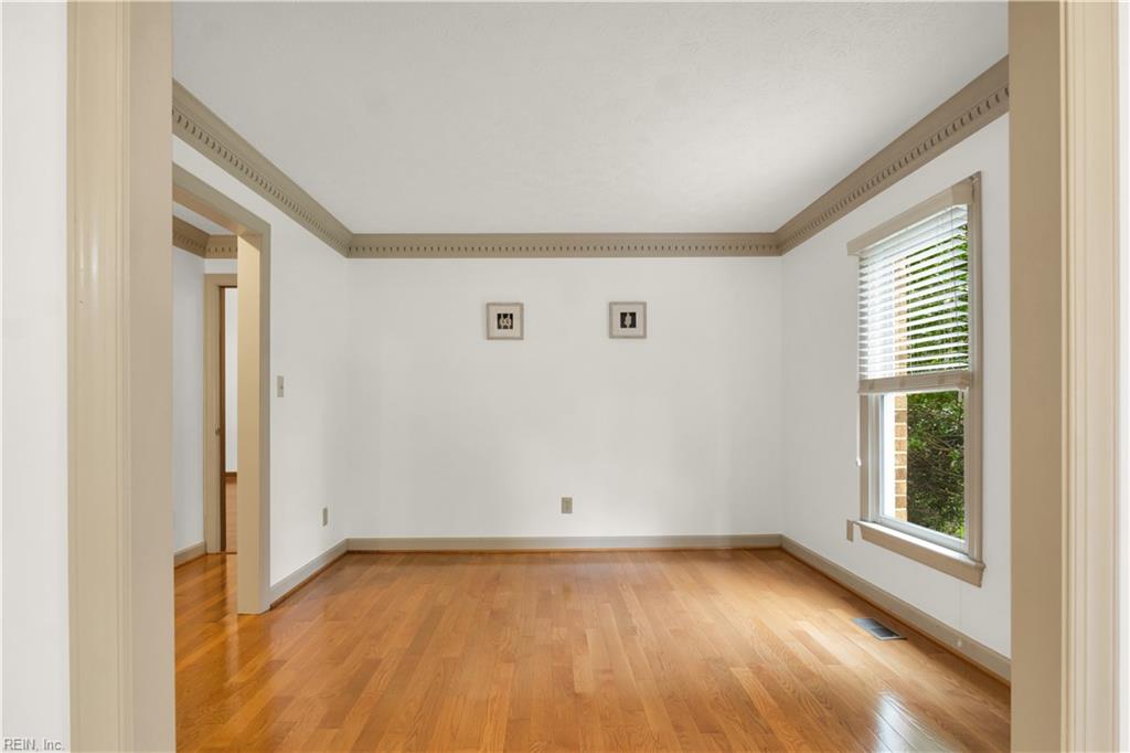 3005 Heritage Landing Rd Property Photo 12