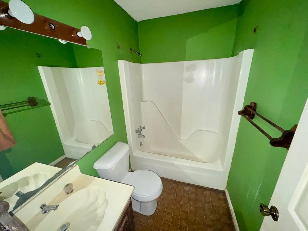 5100 Ellesmere Ct Property Photo 6