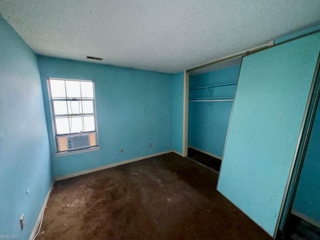 5100 Ellesmere Ct Property Photo 7
