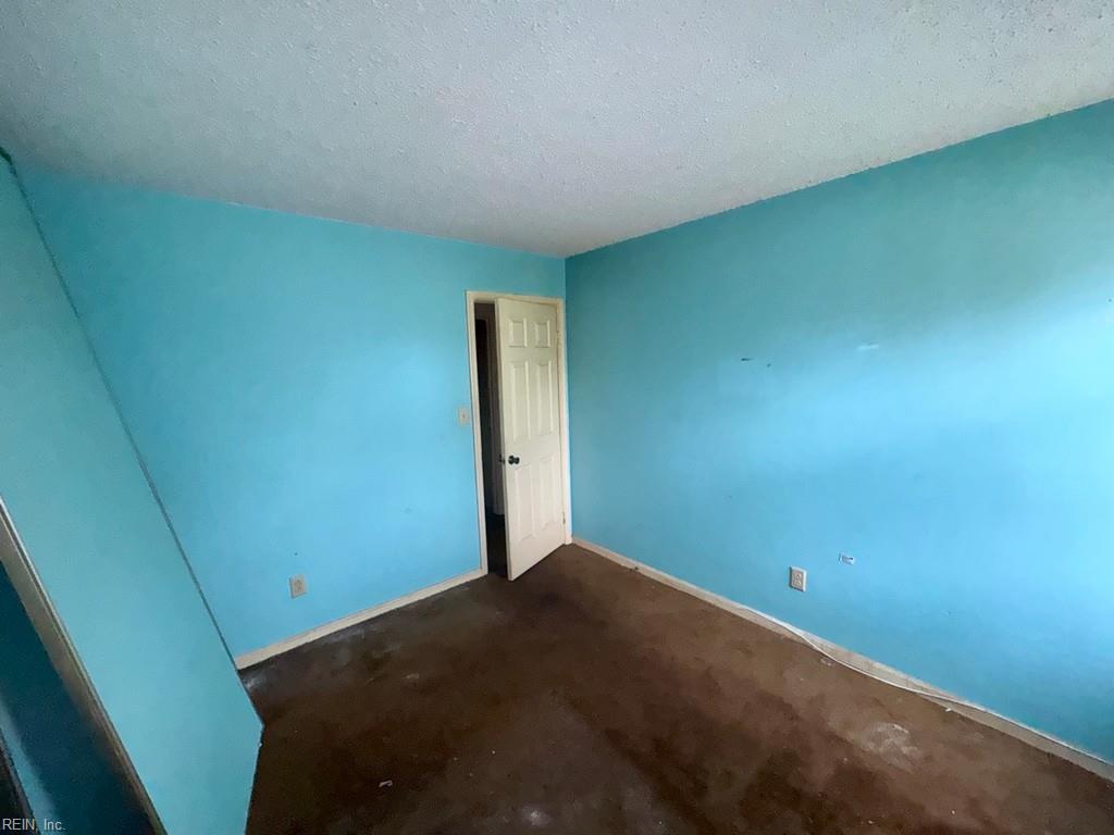 5100 Ellesmere Ct Property Photo 8