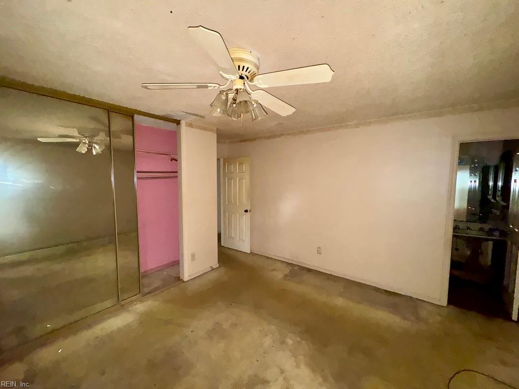 5100 Ellesmere Ct Property Photo 12