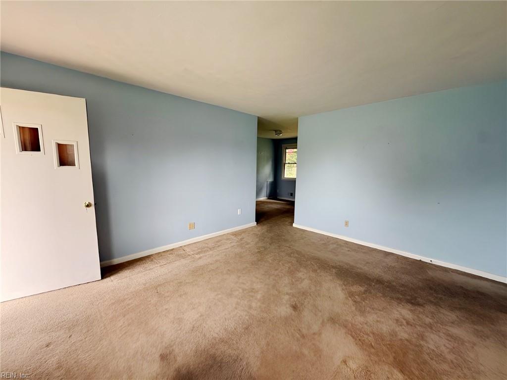 1140 Woodland Terrace Dr Property Photo 2