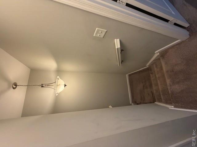 1609 Apsley Ct Property Photo 9