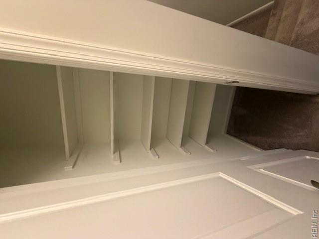 1609 Apsley Ct Property Photo 22