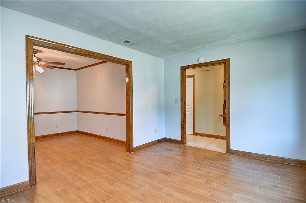 2137 Fort Belvoir Dr Property Photo 9