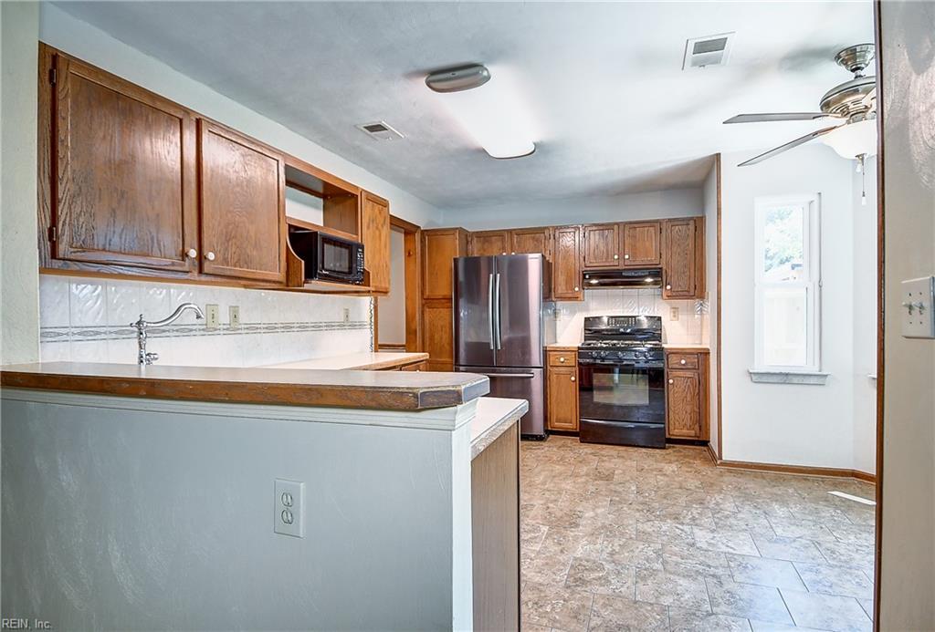 2137 Fort Belvoir Dr Property Photo 16