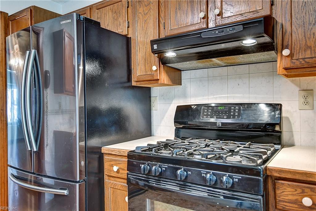 2137 Fort Belvoir Dr Property Photo 21
