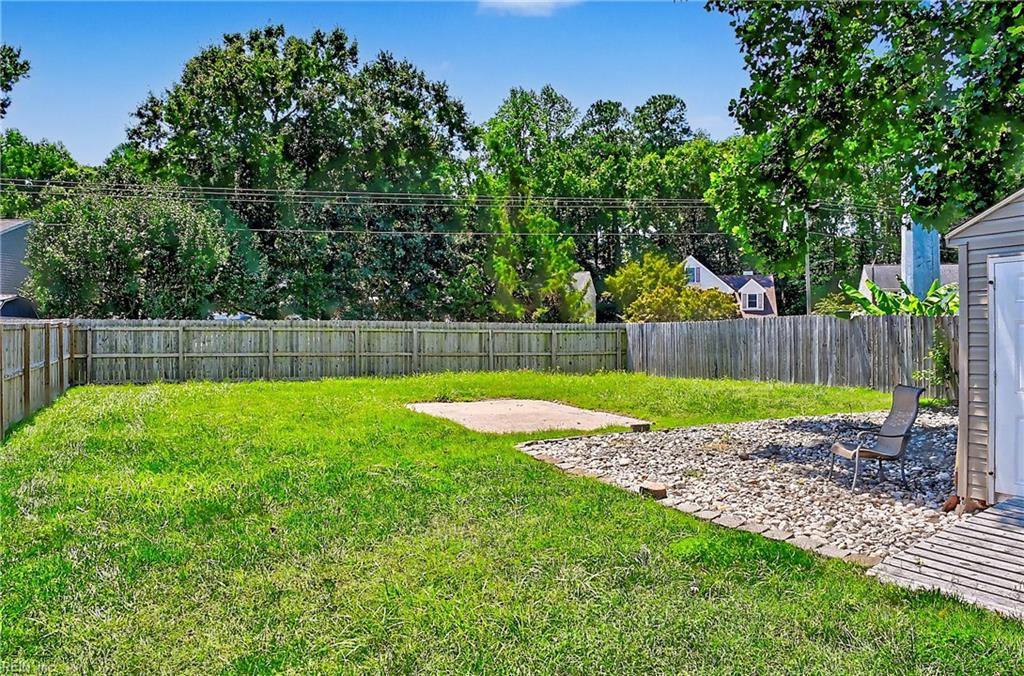 2137 Fort Belvoir Dr Property Photo 42