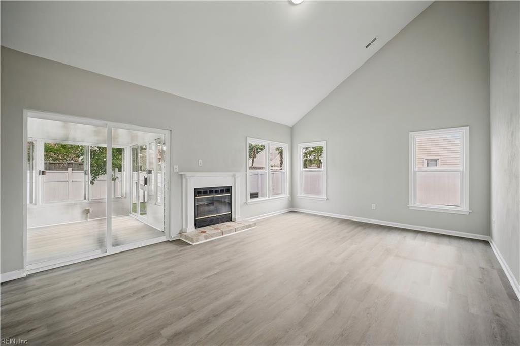 1848 Chestwood Dr Property Photo 19