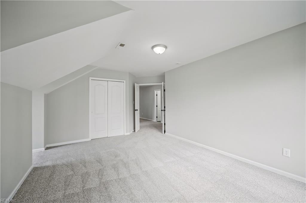 1848 Chestwood Dr Property Photo 34