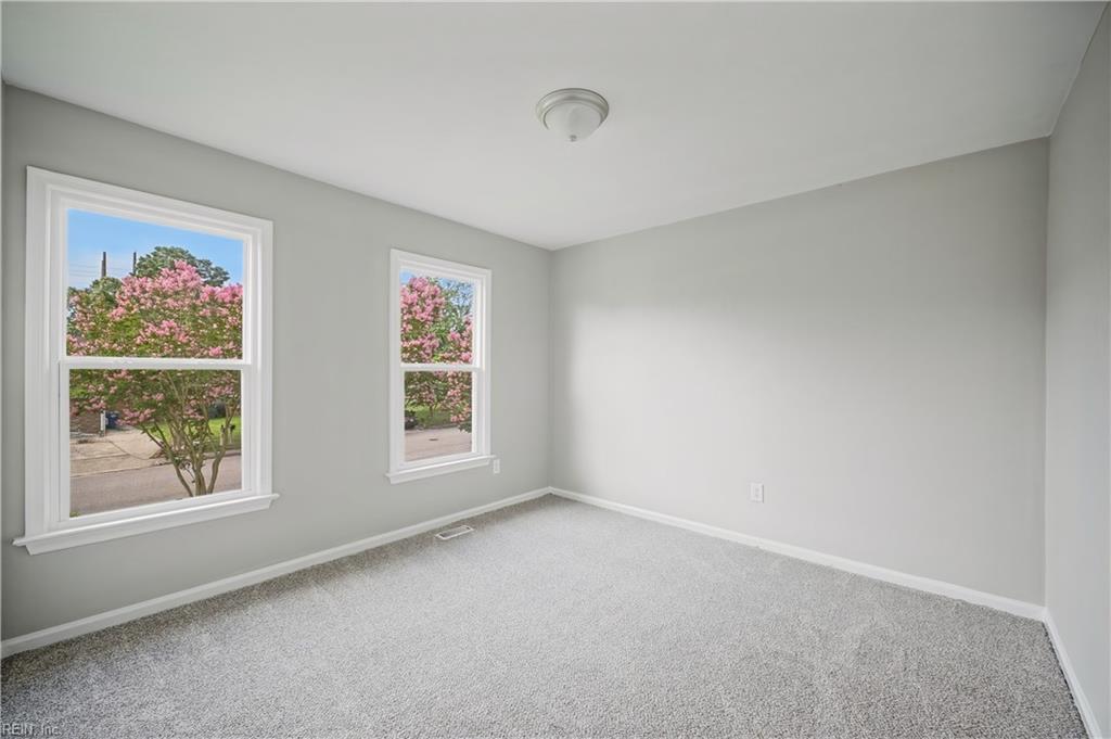 1848 Chestwood Dr Property Photo 36