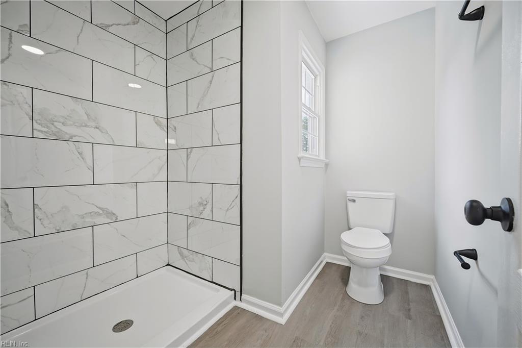 1848 Chestwood Dr Property Photo 43