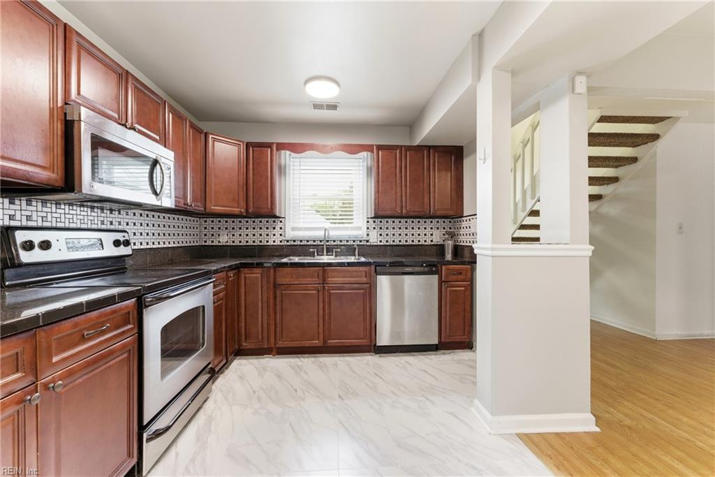 4116 Eastham Rd Property Photo 6