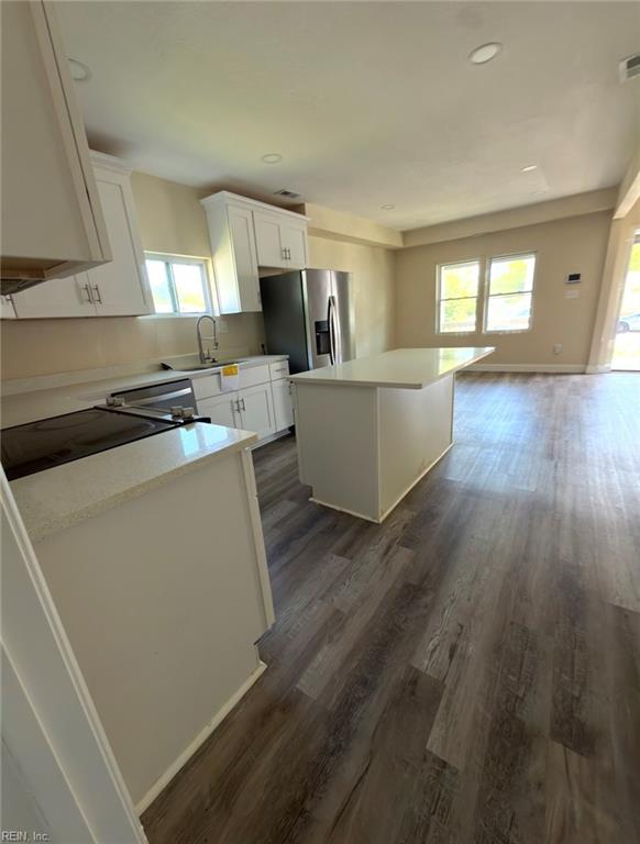 215 Oak St Property Photo 15
