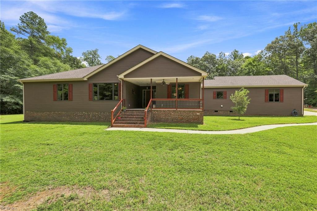 18152 Private Stock Ln Property Photo 1