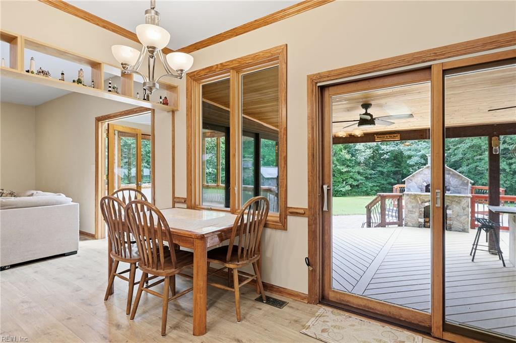 18152 Private Stock Ln Property Photo 13