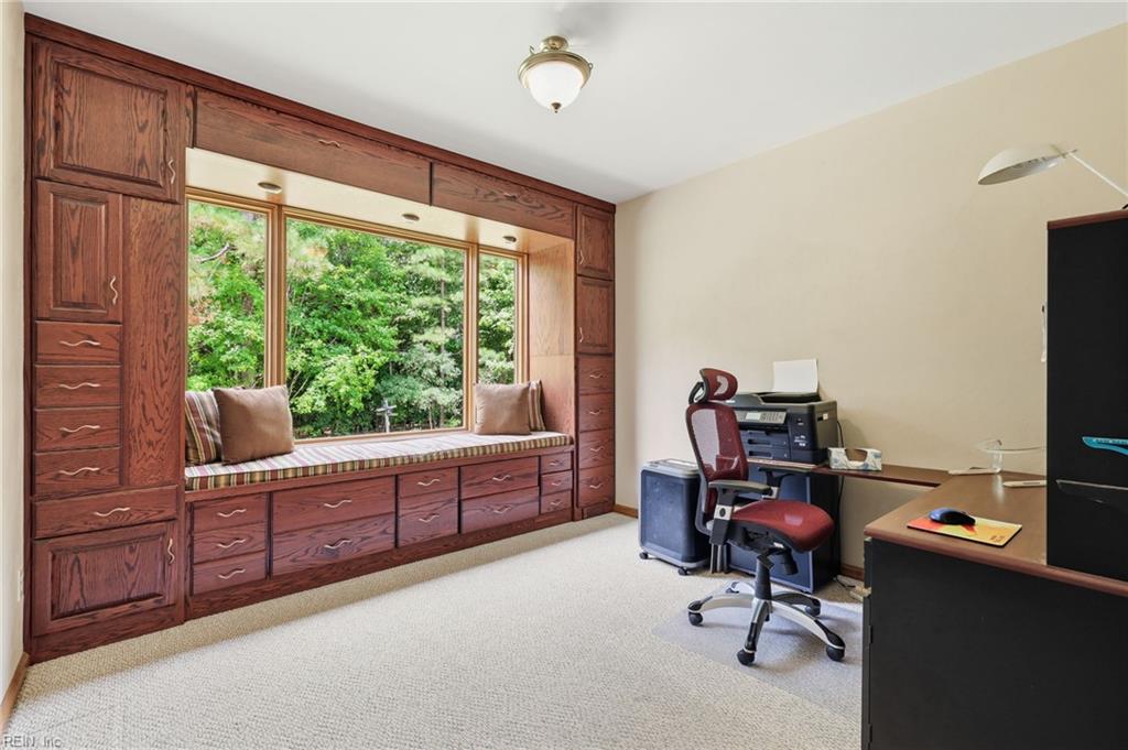18152 Private Stock Ln Property Photo 21