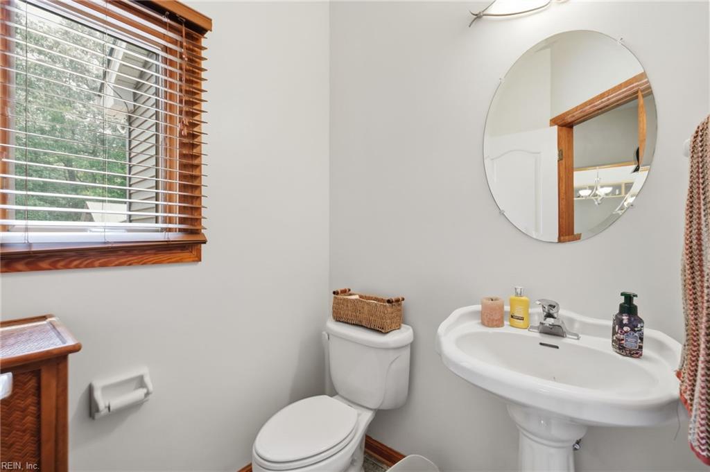 18152 Private Stock Ln Property Photo 23