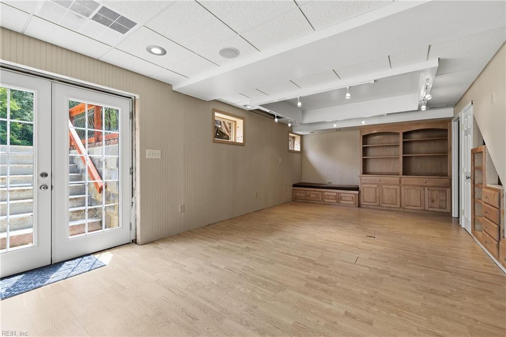 18152 Private Stock Ln Property Photo 28