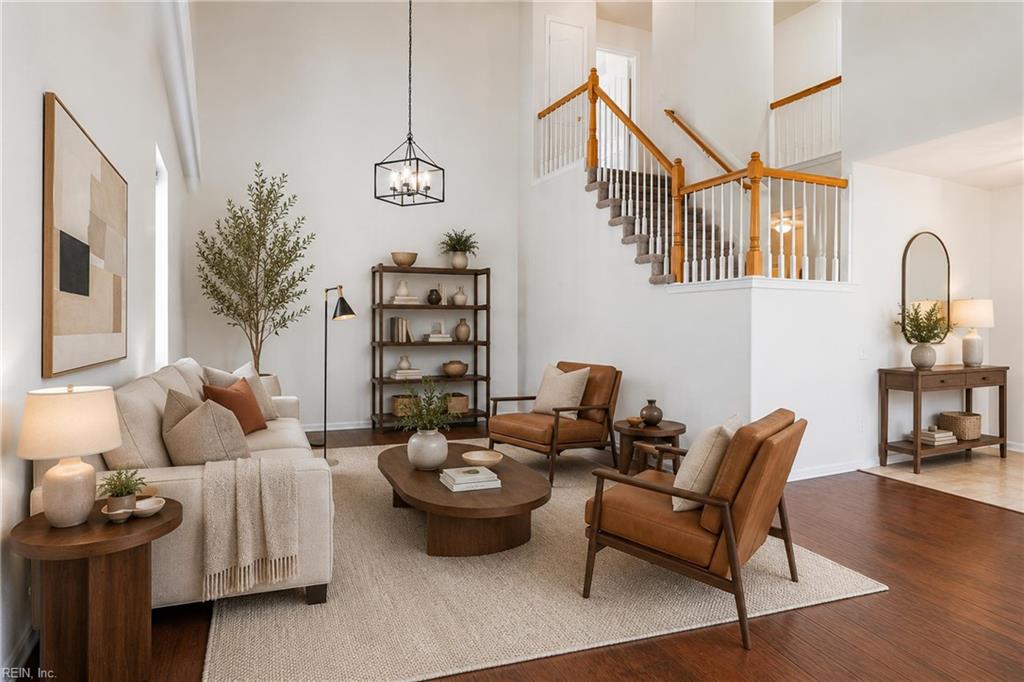 1321 Queens Gate Property Photo 3