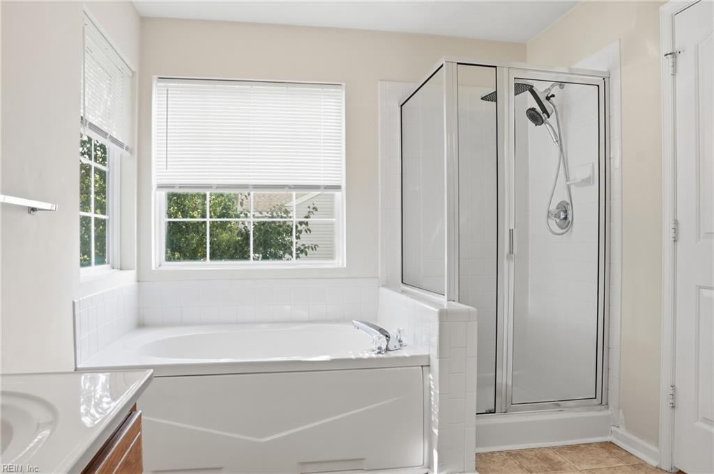1321 Queens Gate Property Photo 19