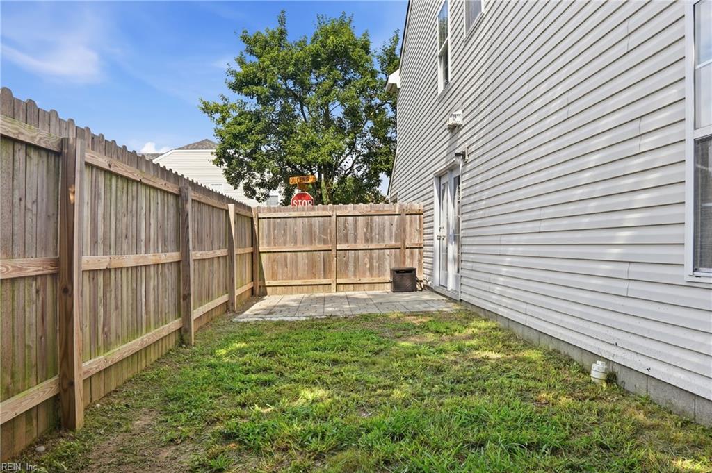 1321 Queens Gate Property Photo 26
