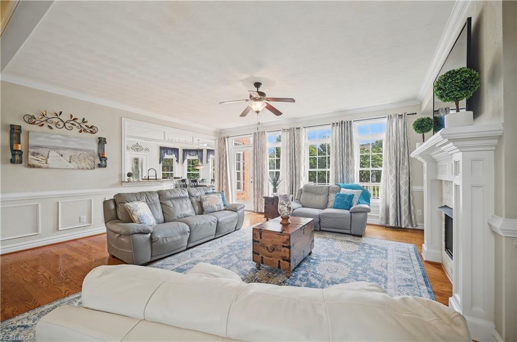 1732 Beauty Way Property Photo 3
