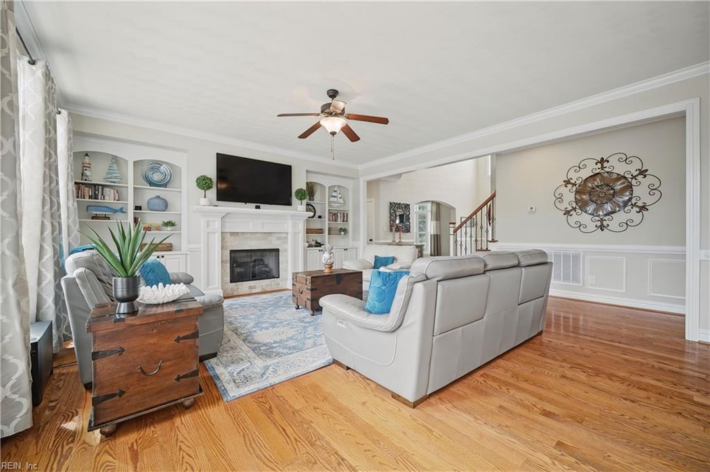 1732 Beauty Way Property Photo 4