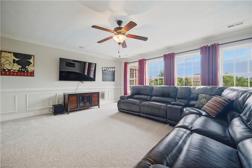 1732 Beauty Way Property Photo 18
