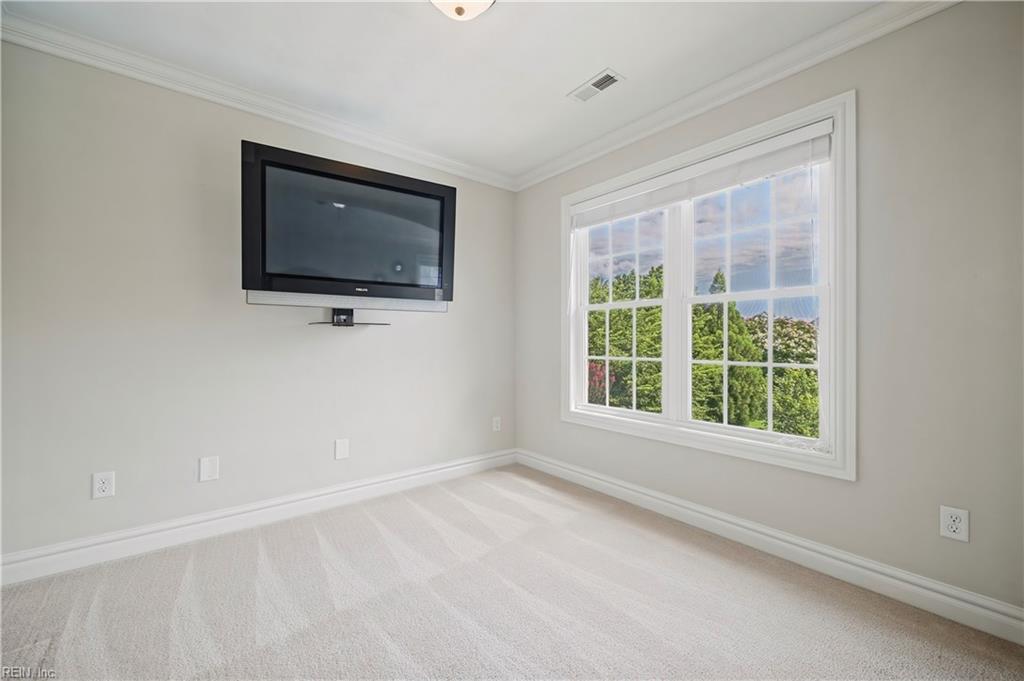 1732 Beauty Way Property Photo 24