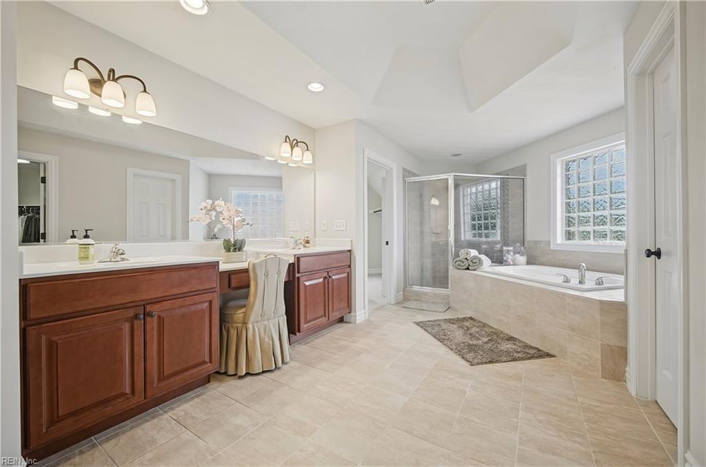 1732 Beauty Way Property Photo 38