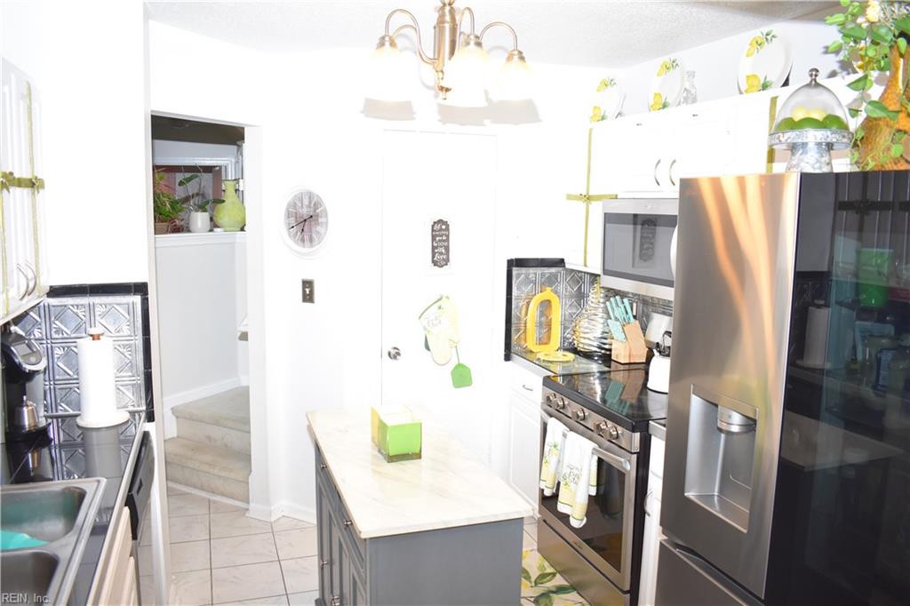 46 Angelia Way Property Photo 16
